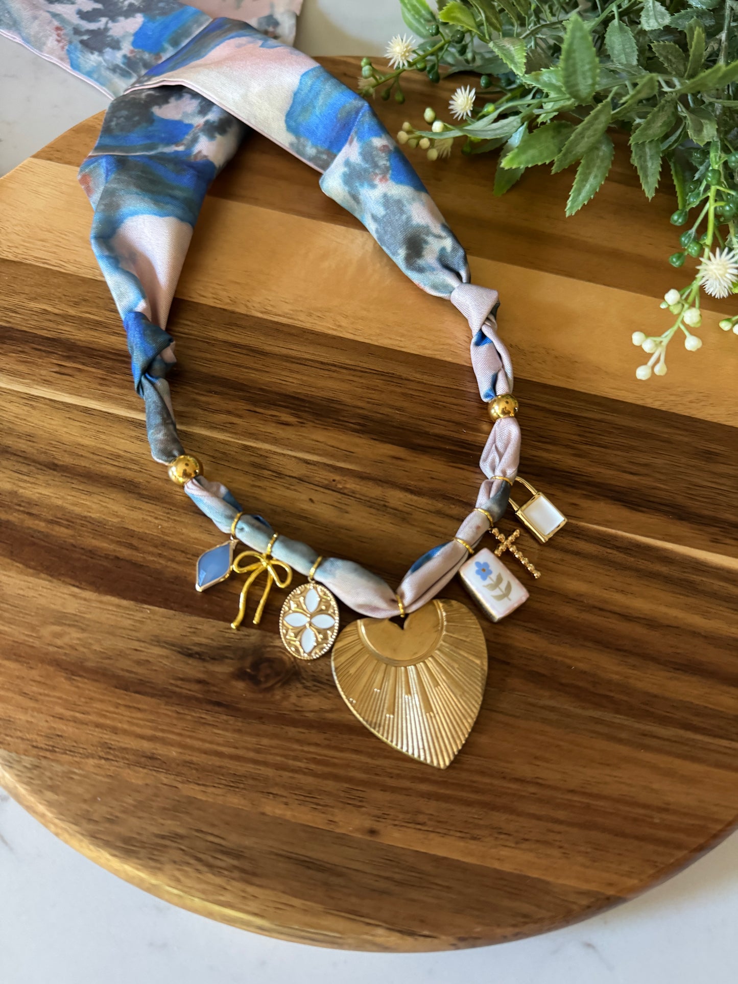 Wren Necklace