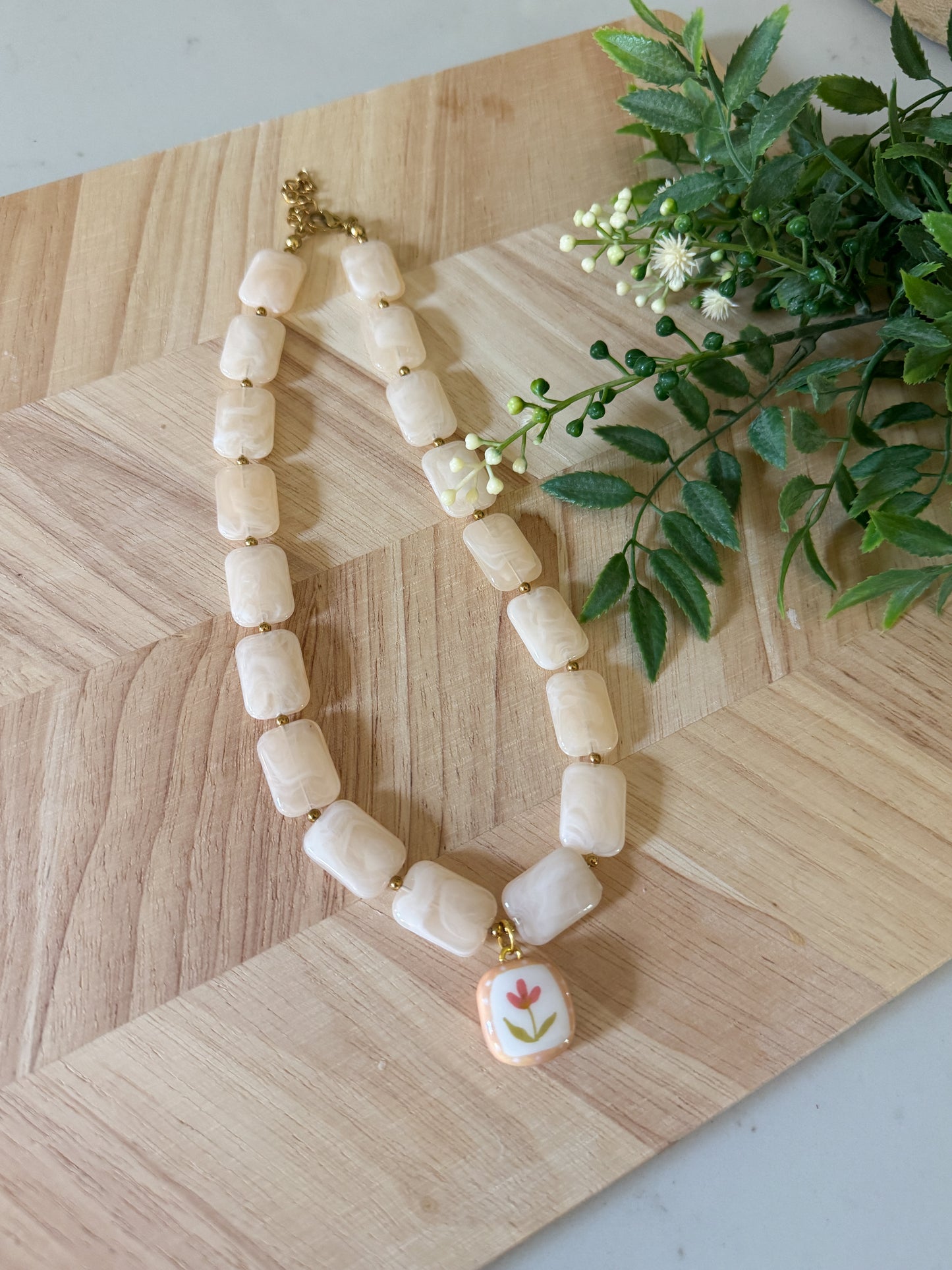 Lola Necklace