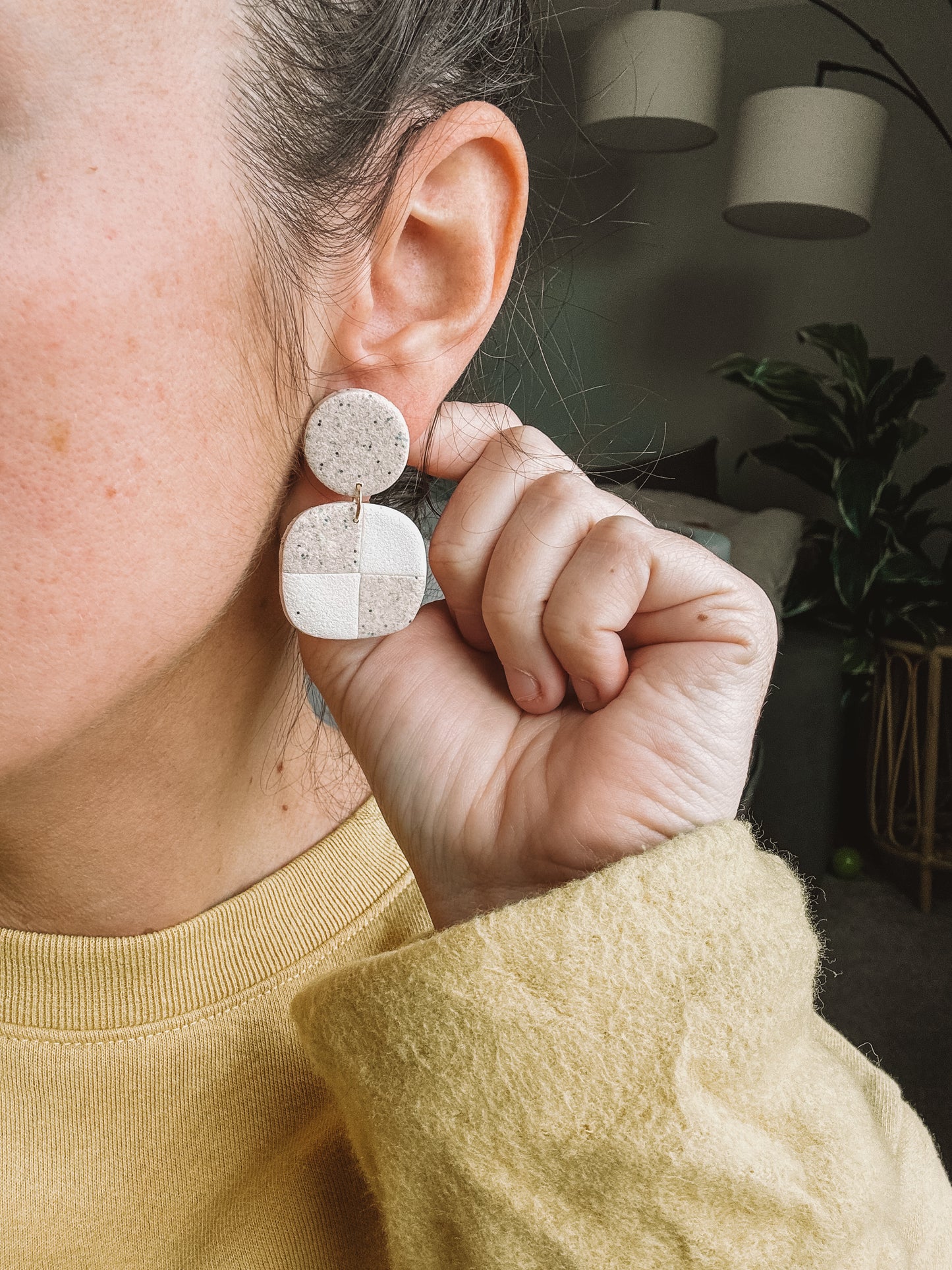 Neutral Checkered Dangles