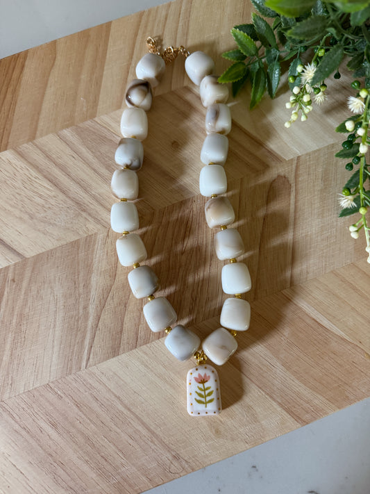 Shelly Necklace