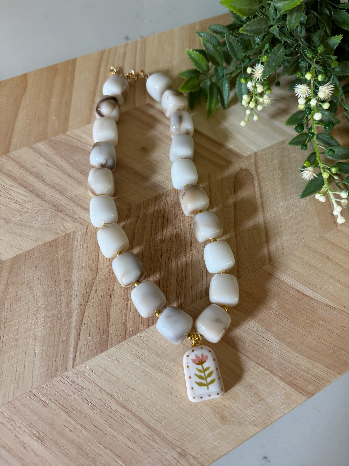 Shelly Necklace