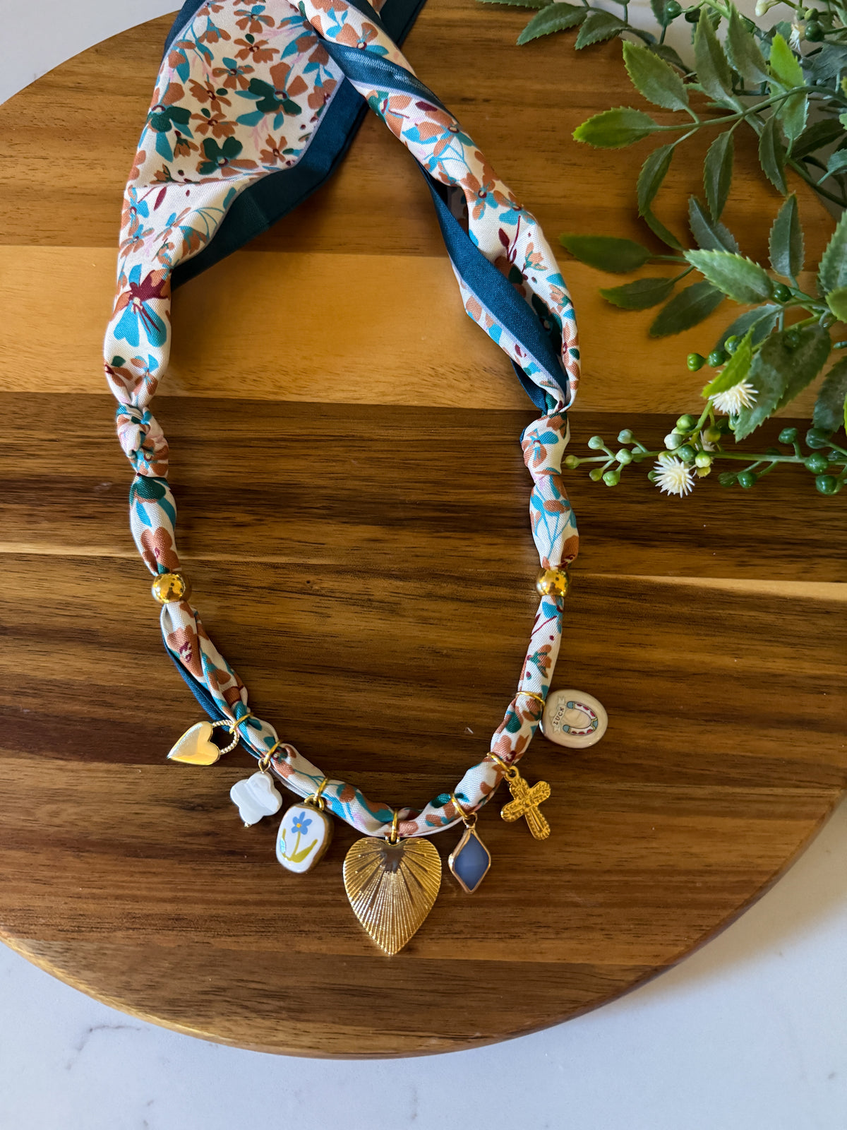 Tia Necklace